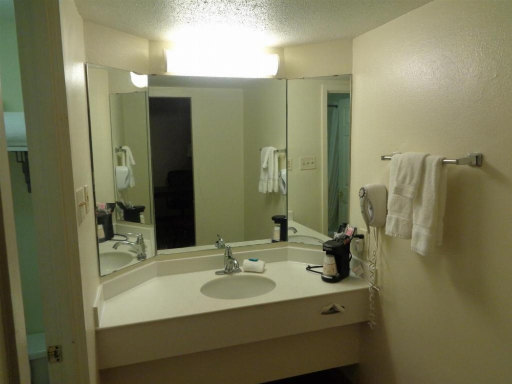 Americas Best Value Inn Montgomery Image 10